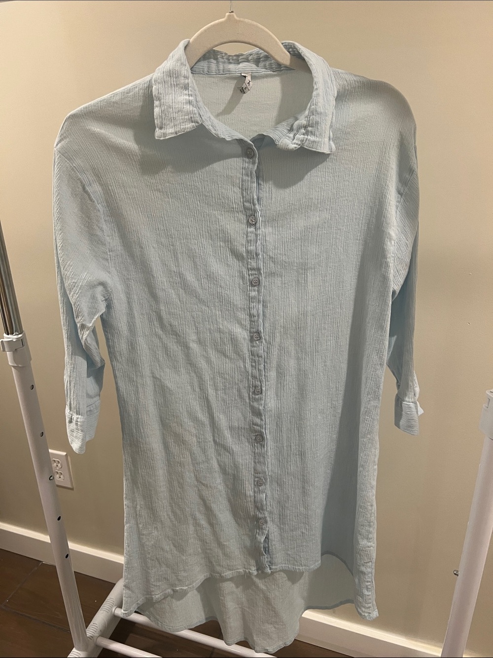 Raviya Light Blue High-Low Button-Front Women's Cover Up